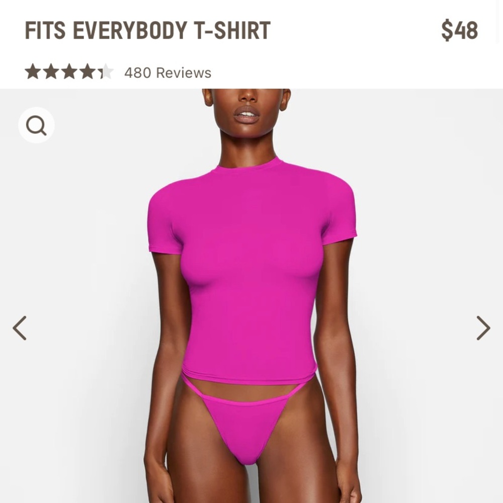 SKIMS Fits Everybody T-Shirt